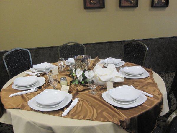 Banquet Table
